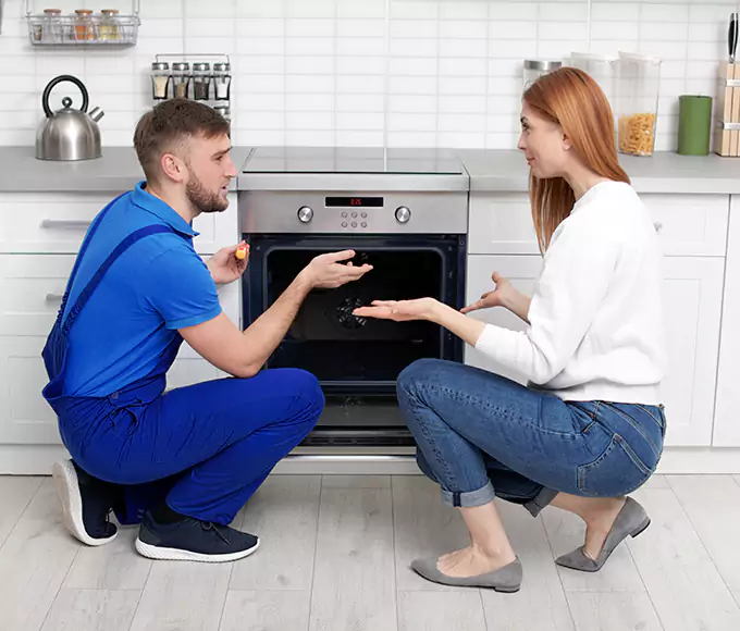 Why Cranston Kitchens Trust on Cranston Appliance Pro for Every Oven Fix?